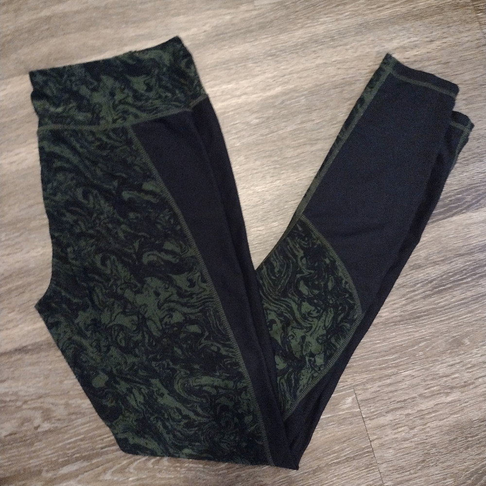 ReActivate Graphic Leggings